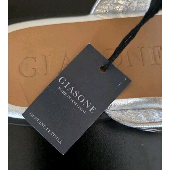 Giason Leather Double Strap Sandals Size 9 Silver Buckles Slip-on New - Picture 5 of 7